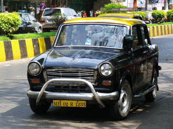 インド・パドミニのタクシー