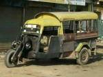 インドの乗合自動車テンポー
