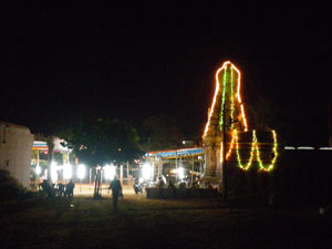 インド・マハーバリプラムの夜